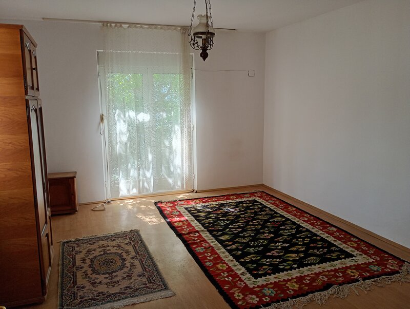 Otopeni, Calea Bucurestilor, casa, 4 camere, curte