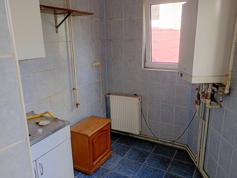 Otopeni, Calea Bucurestilor, casa, 4 camere, curte